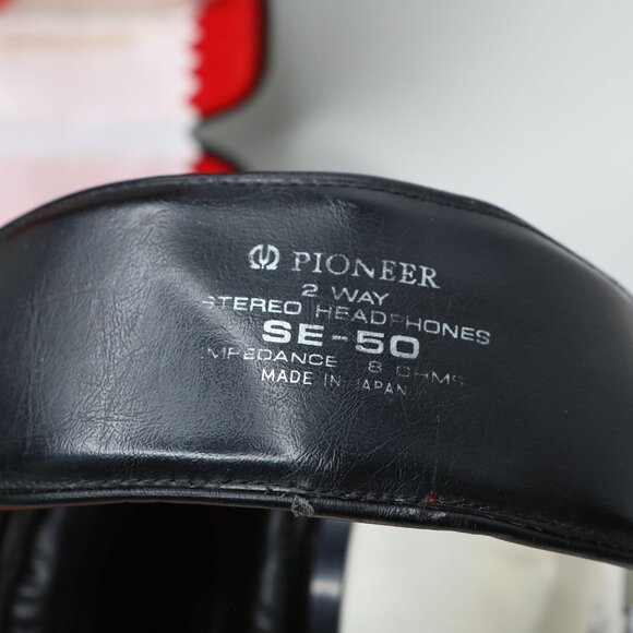 Vintage Pioneer SE-50 2-Way Stereo Headphones Adjustable with Case 70s Retro - Picture 3 of 10